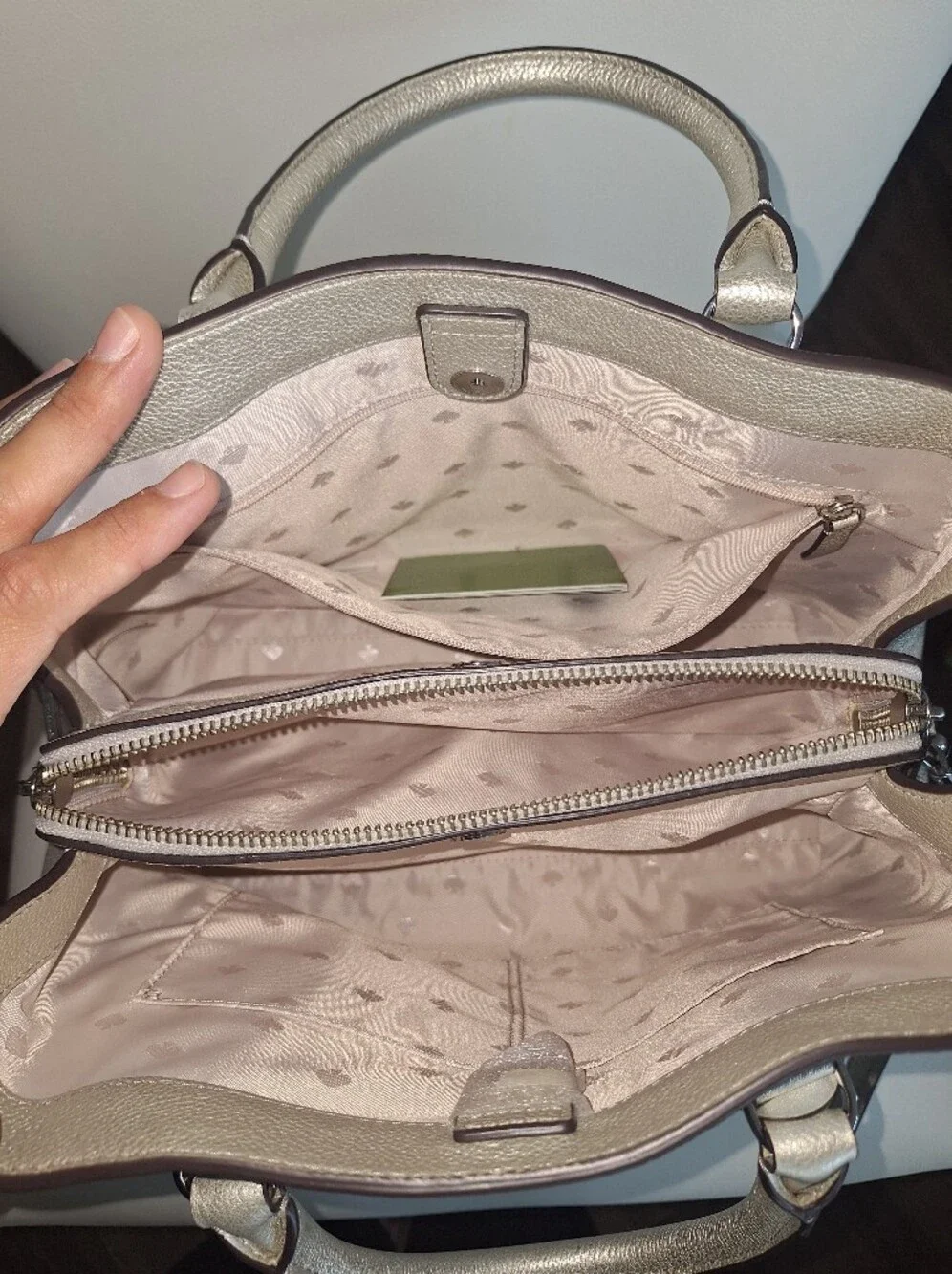 Kate Spade Light Metallic Silver Larchmont Ave Floral Evangelie Satchel NWT